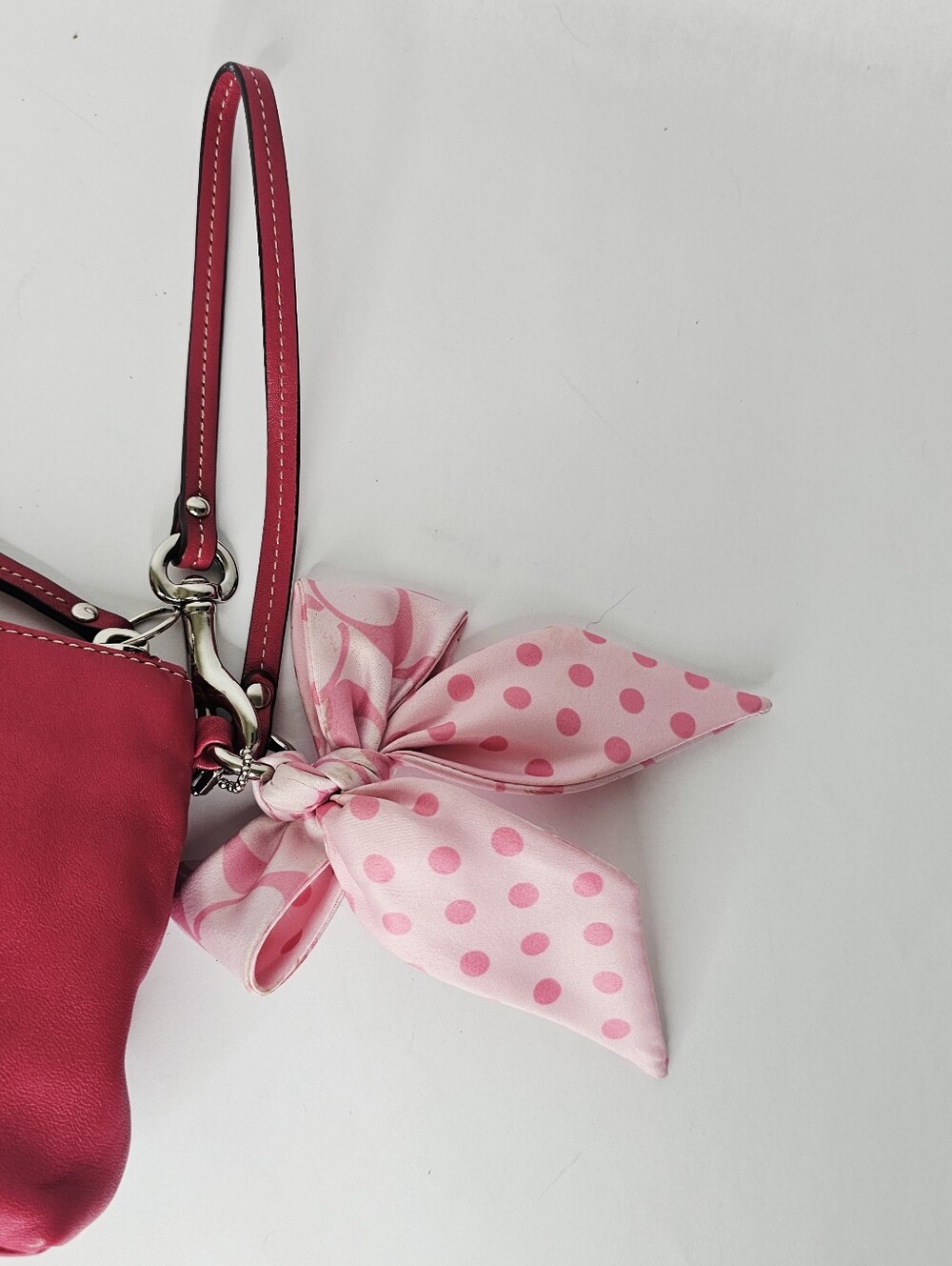 Coach Fuchsia Pink Leather Wristlet Clutch Wristlet - Picture 11 of 12